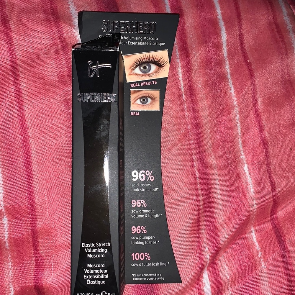 It Cosmetics eyeliner in super black